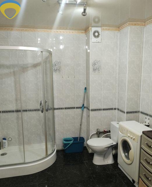 продажа двухкомнатной квартиры номер A-173400 в Приморском районе, фото номер 8